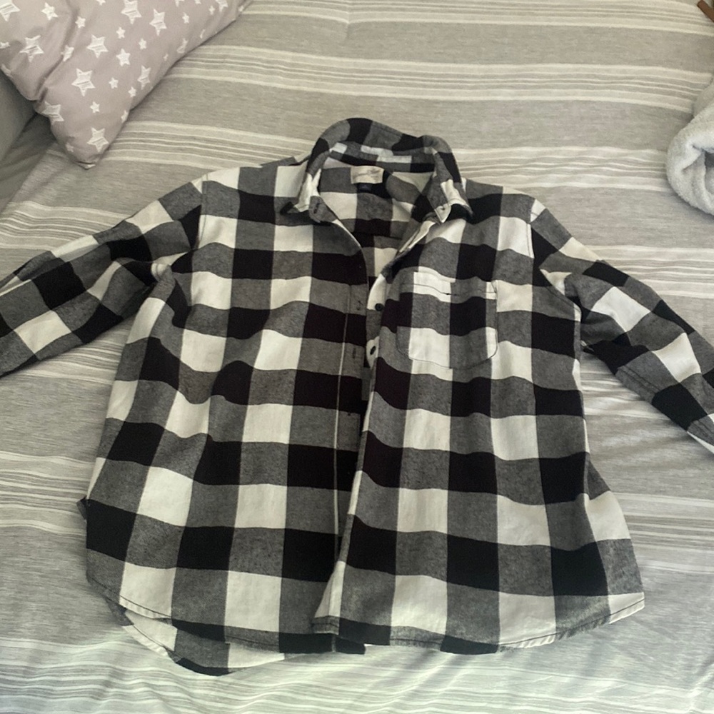 Extra large universal thread flannel shirt. Close to brand new